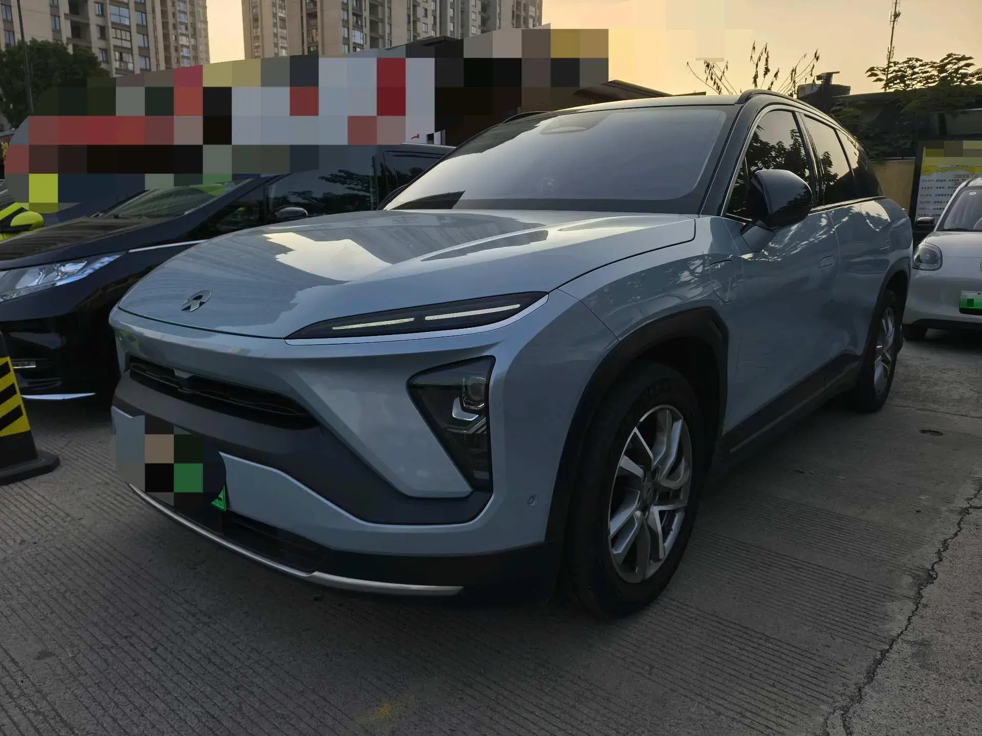 2020 NIO ES6 view 1