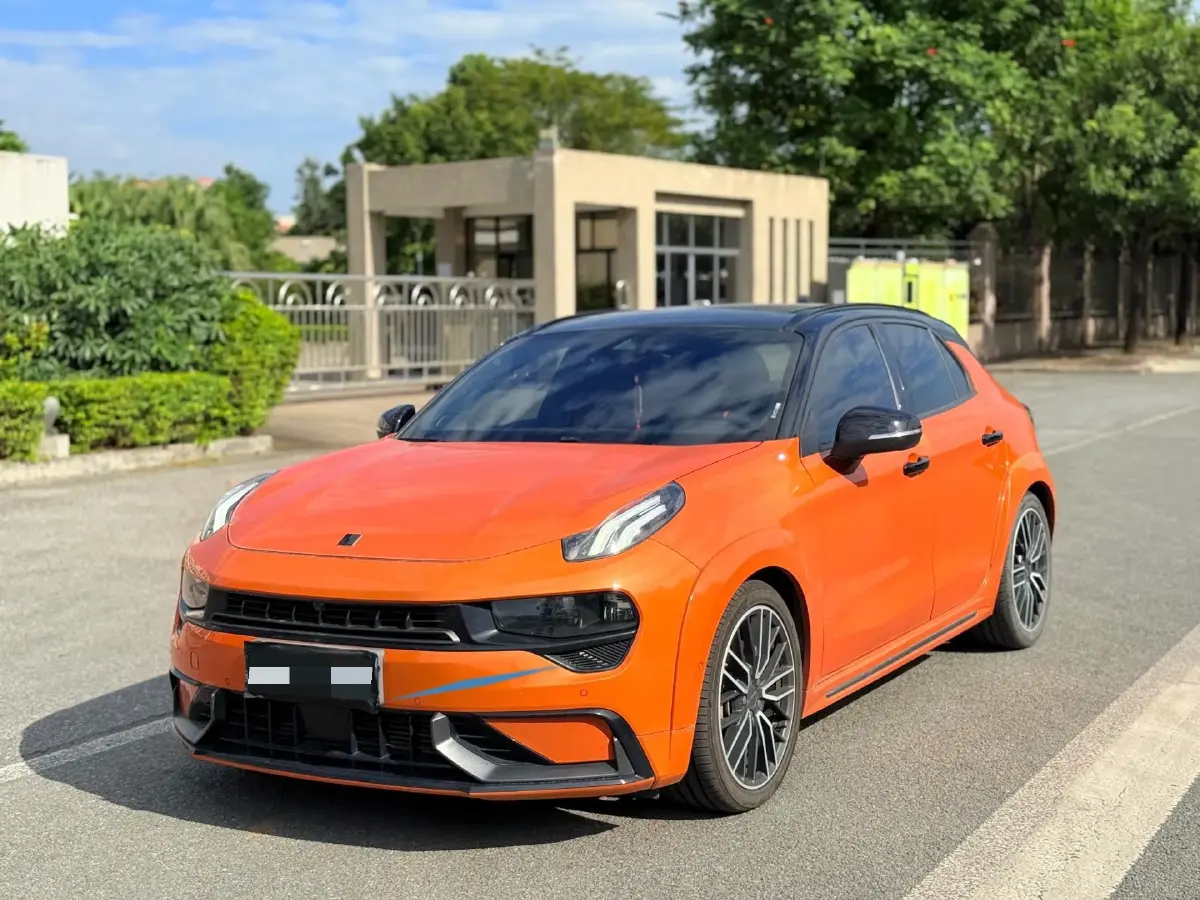 2021 LYNK&CO 02 Hatchback 2.0T 254HP L4 8AT