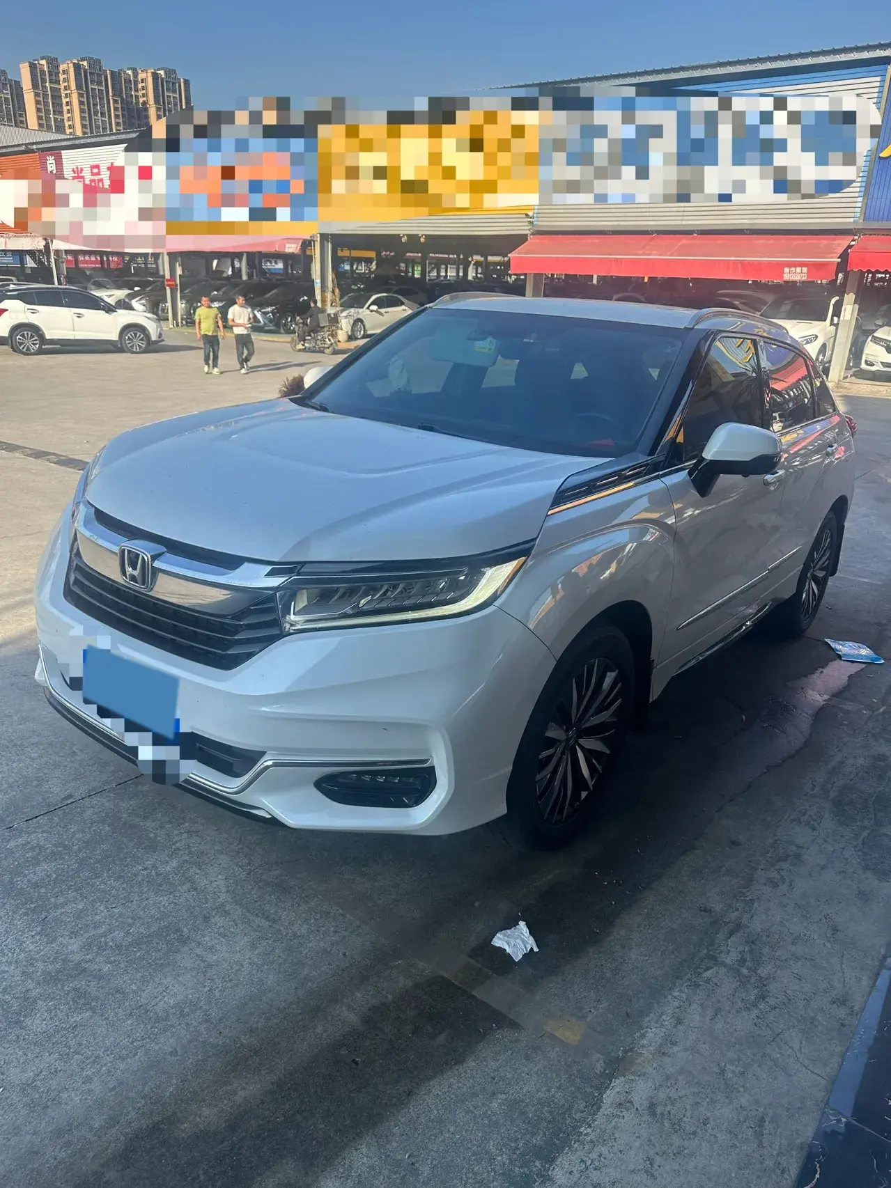 2020 HONDA AVANCIER view 1