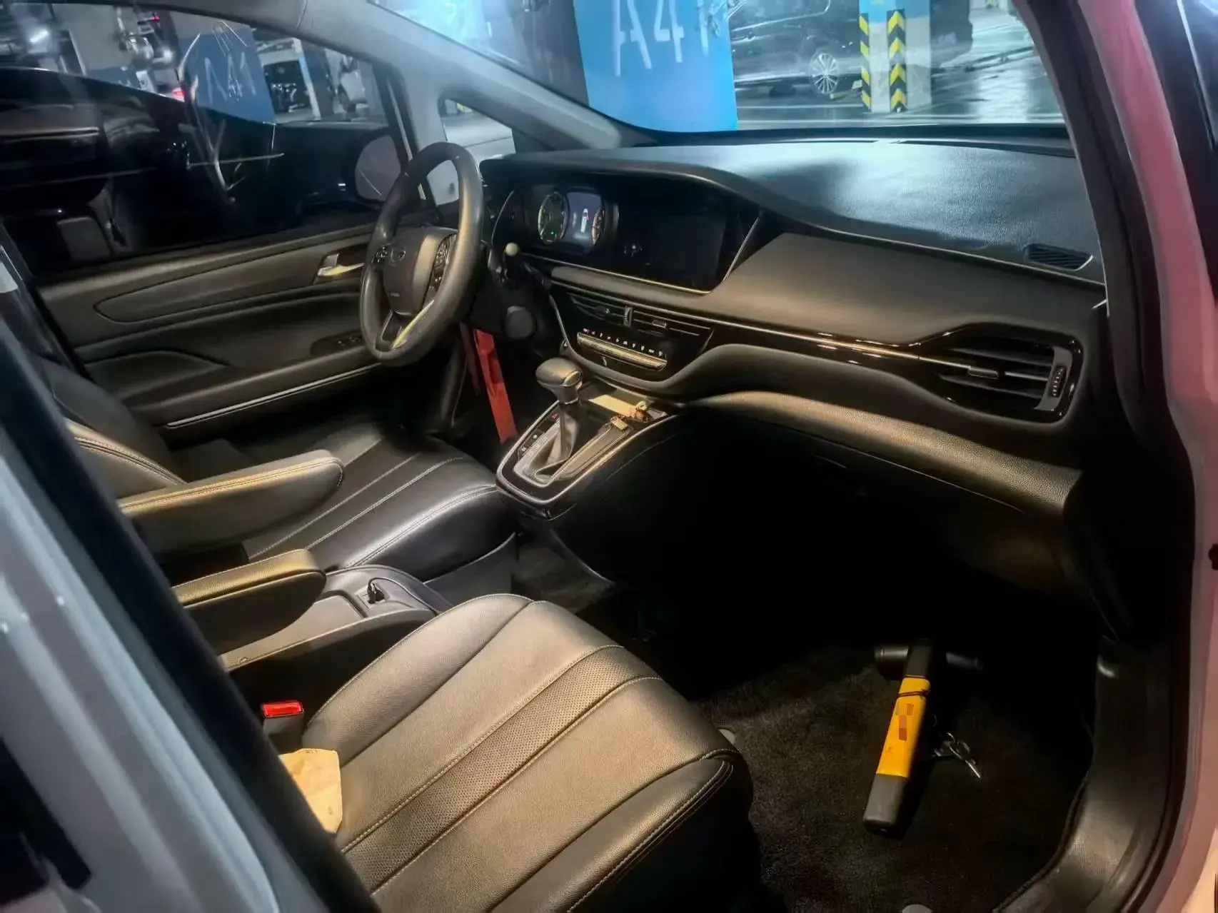 2021 GAC TRUMPCHI thumbnail 3