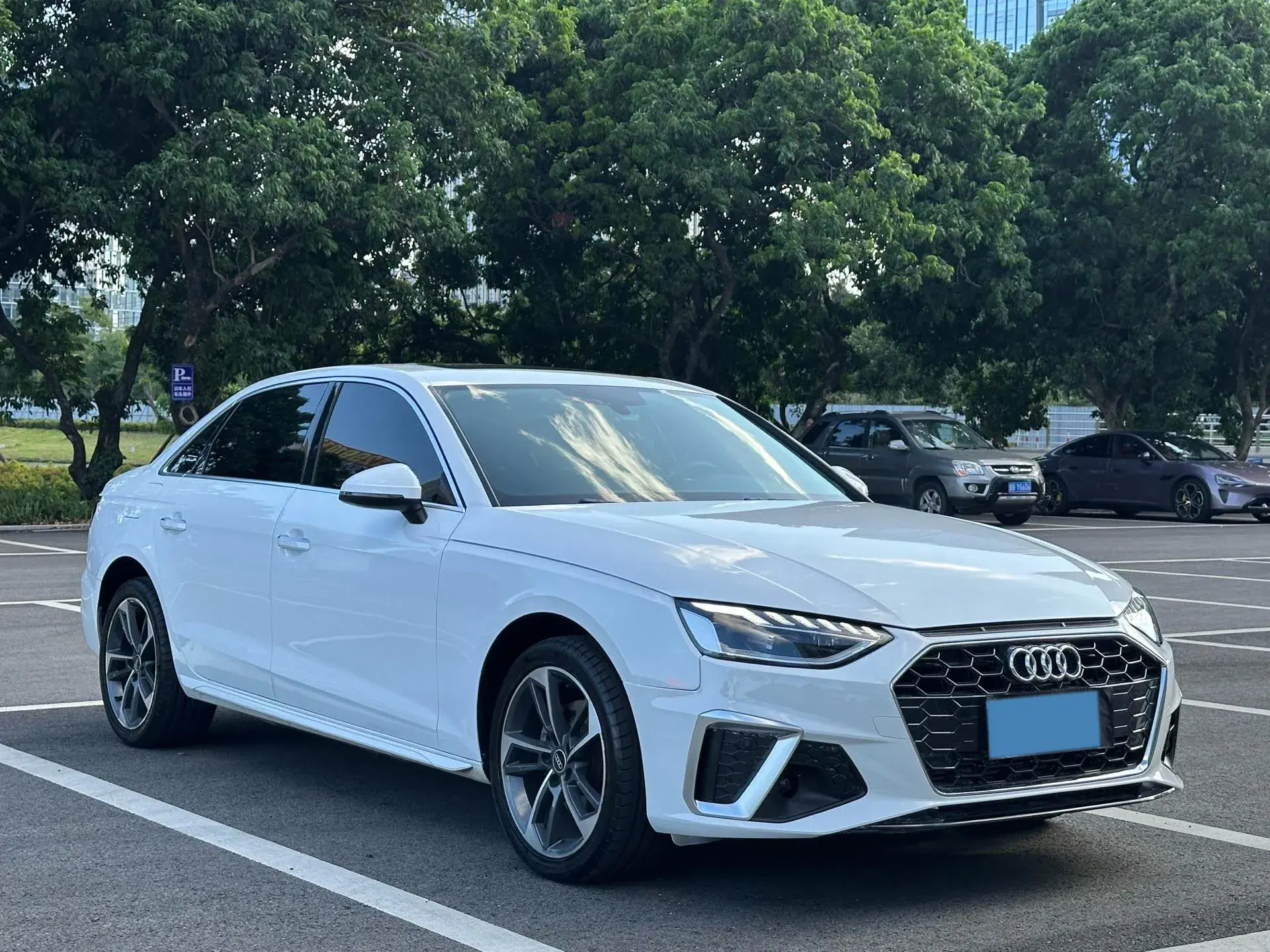 2020 AUDI A4L thumbnail 3