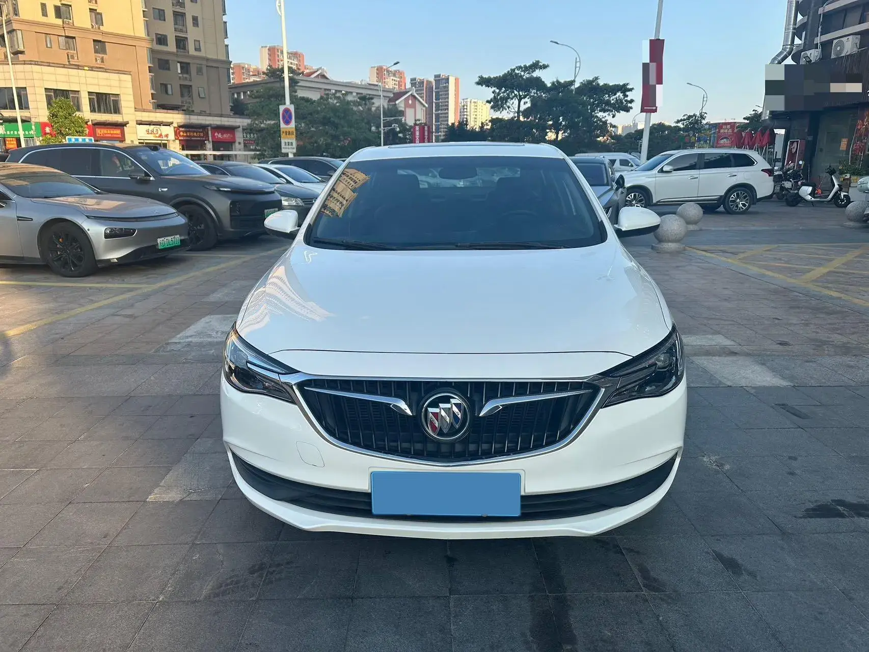 2020 BUICK REGAL thumbnail 2