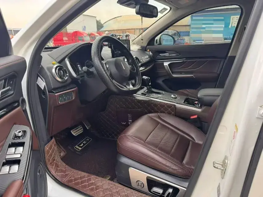 2017 WEY VV5 thumbnail 3