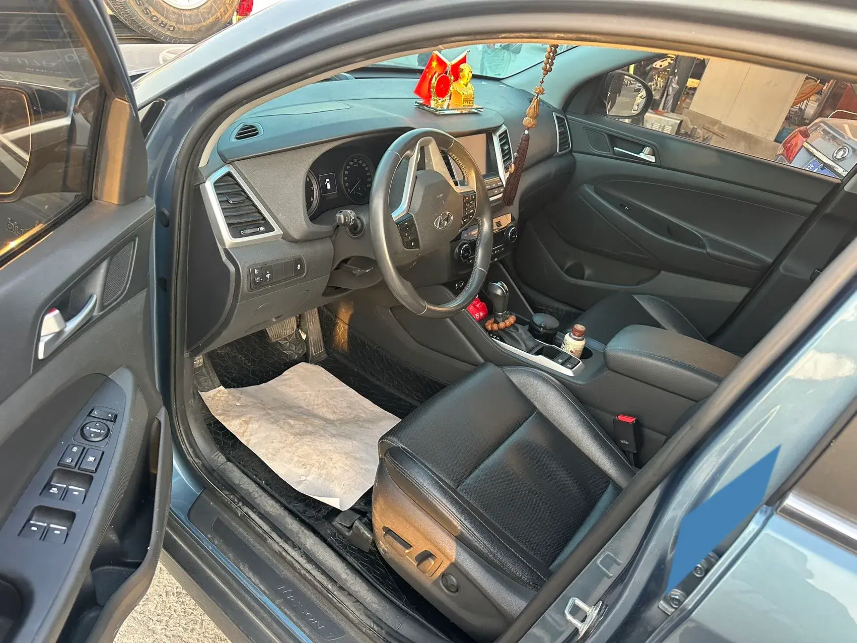 2015 HYUNDAI TUCSON thumbnail 2