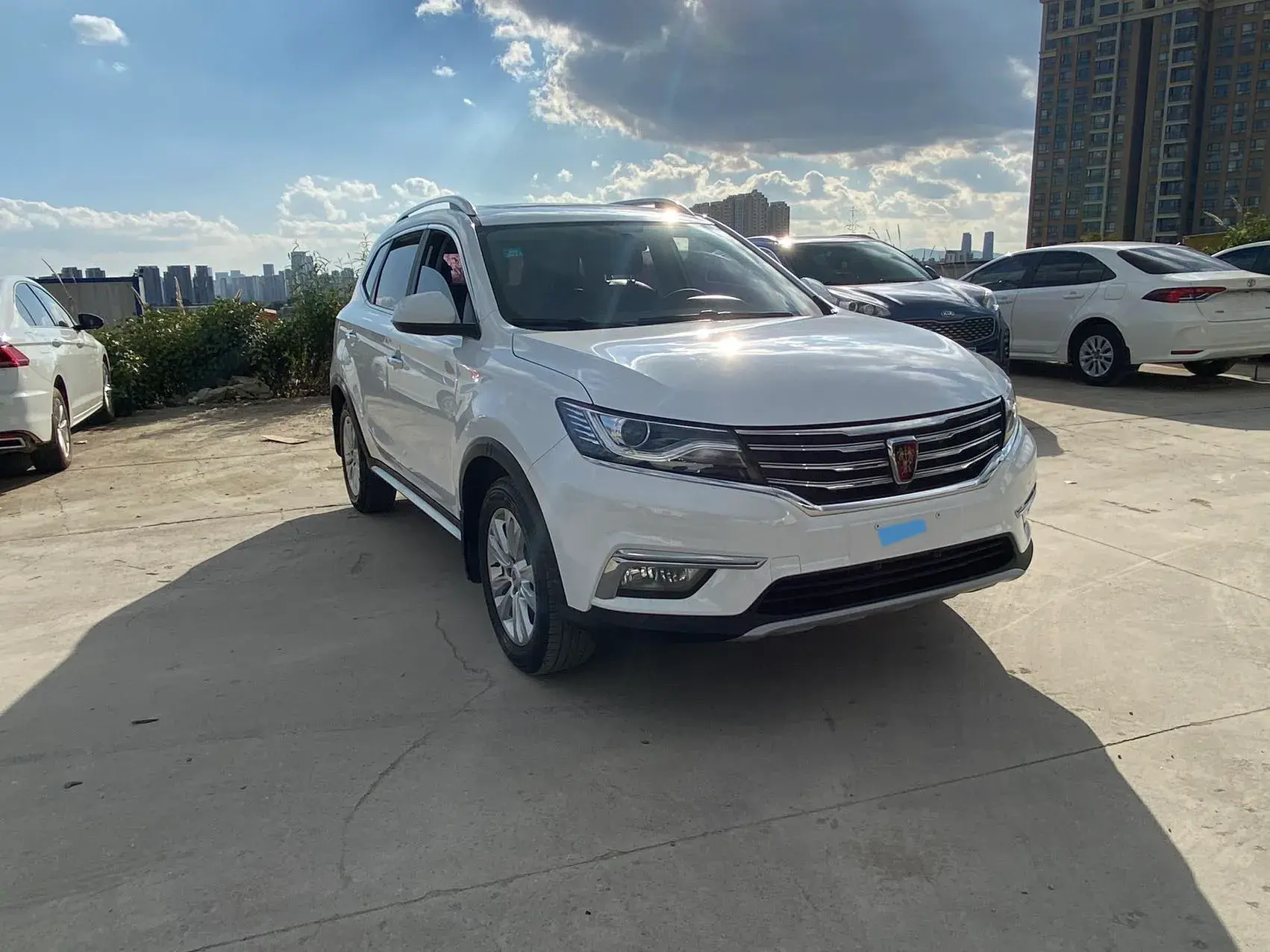 2017 ROEWE RX5 thumbnail 3