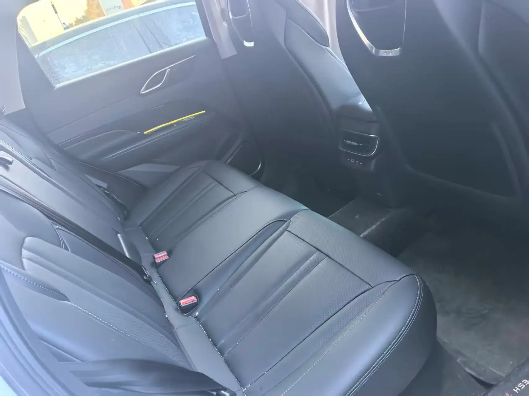 2024 HONGQI HS3 thumbnail 4