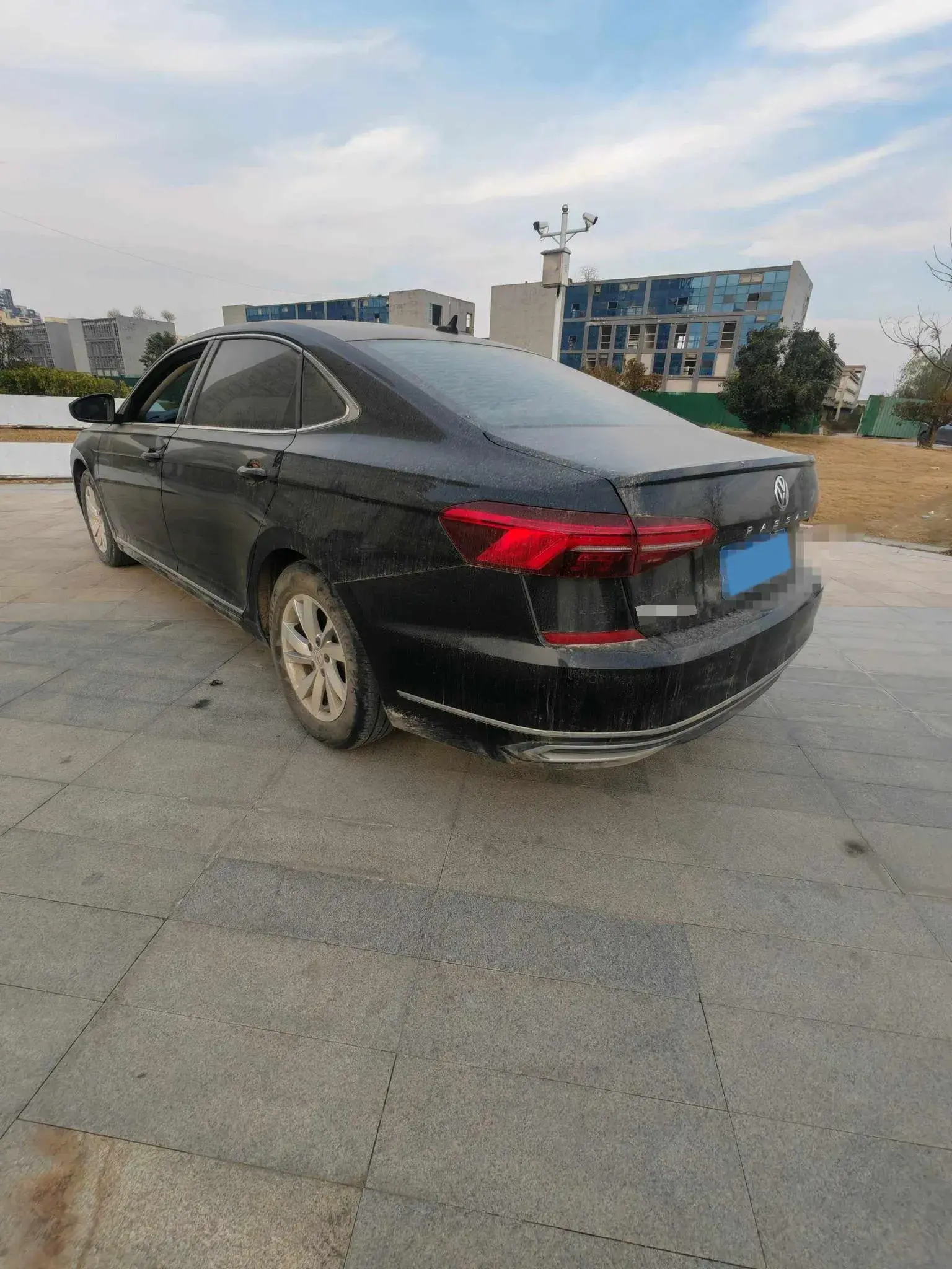 2020 VOLKSWAGEN PASSAT thumbnail 4