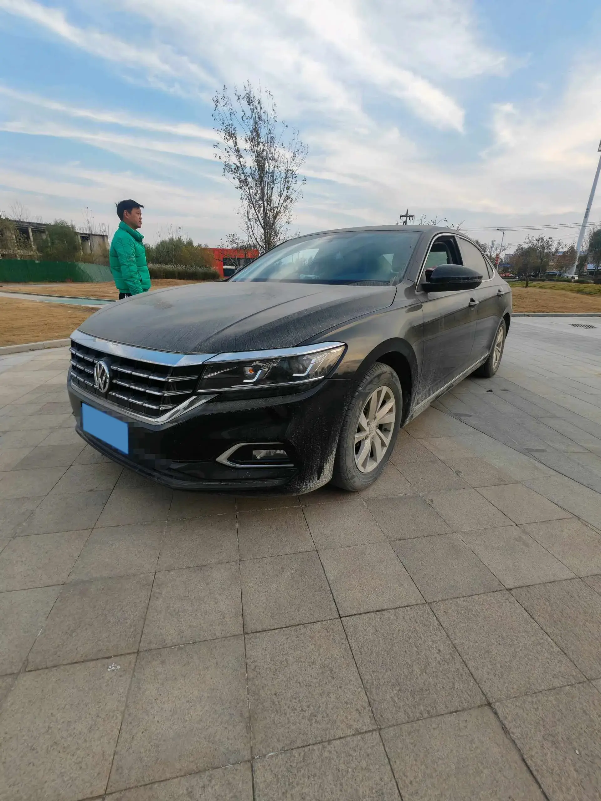 2020 VOLKSWAGEN PASSAT view 1