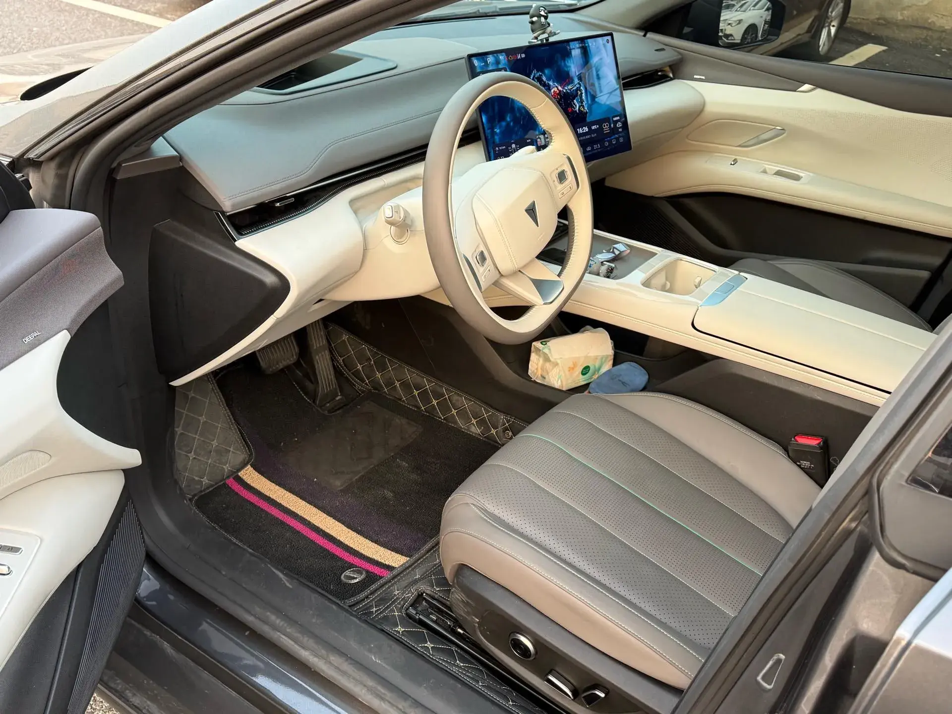 2024 DEEPAL L07 thumbnail 4