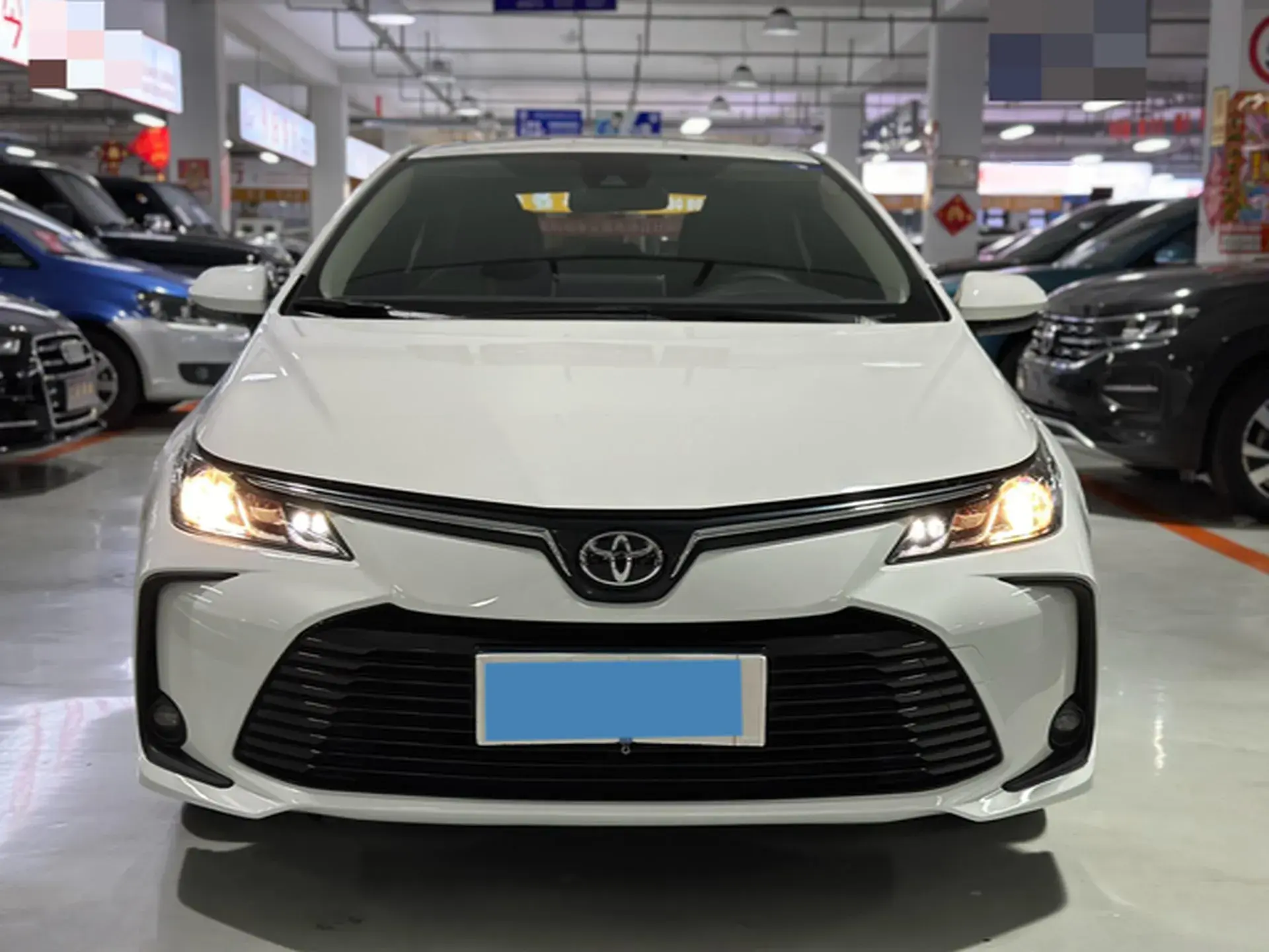 2021 TOYOTA COROLLA thumbnail 2