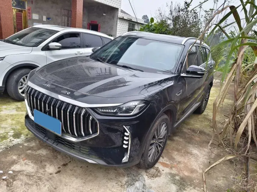 2023 JETOUR X70 view 1