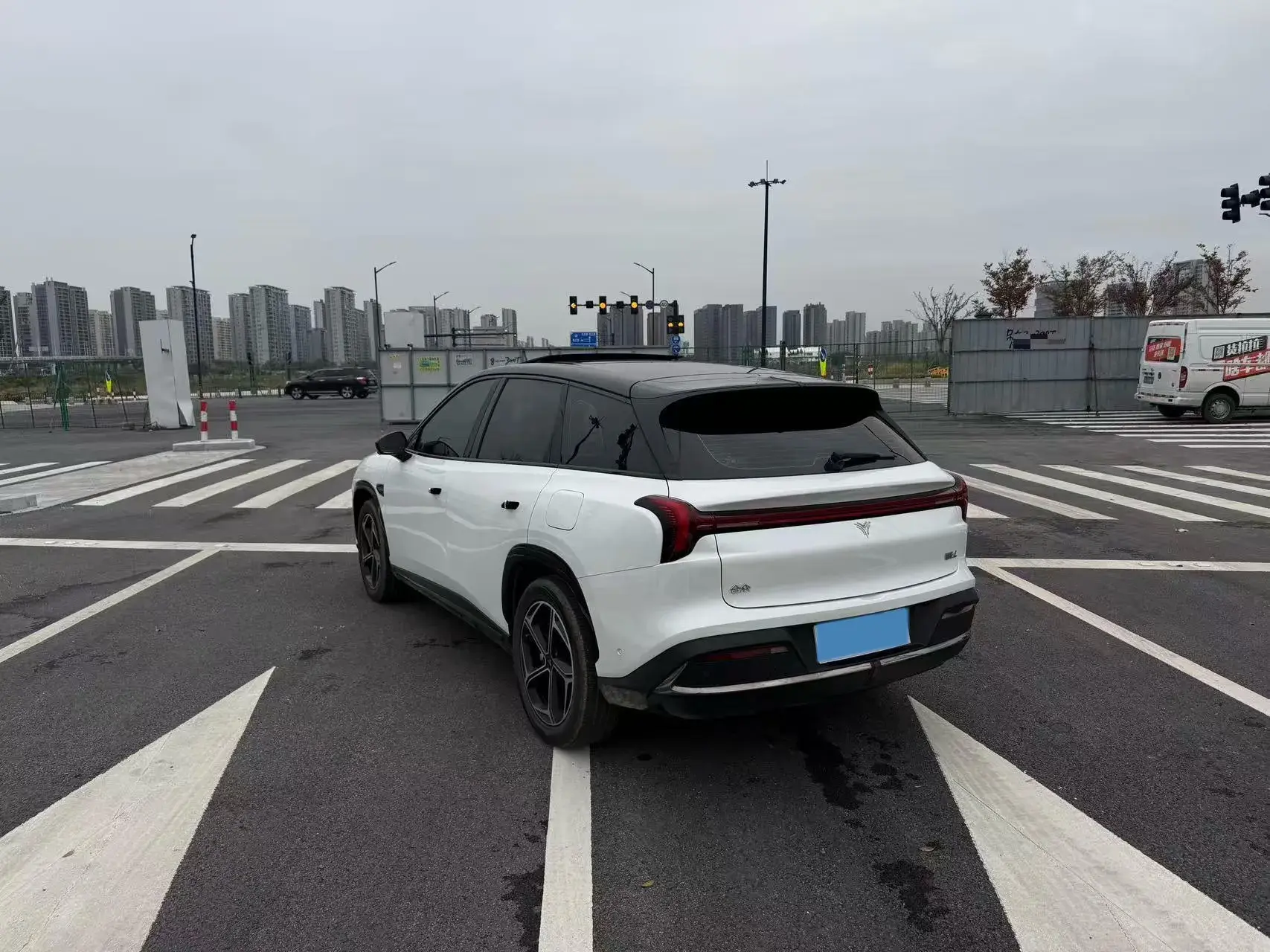 2024 NETA L thumbnail 4