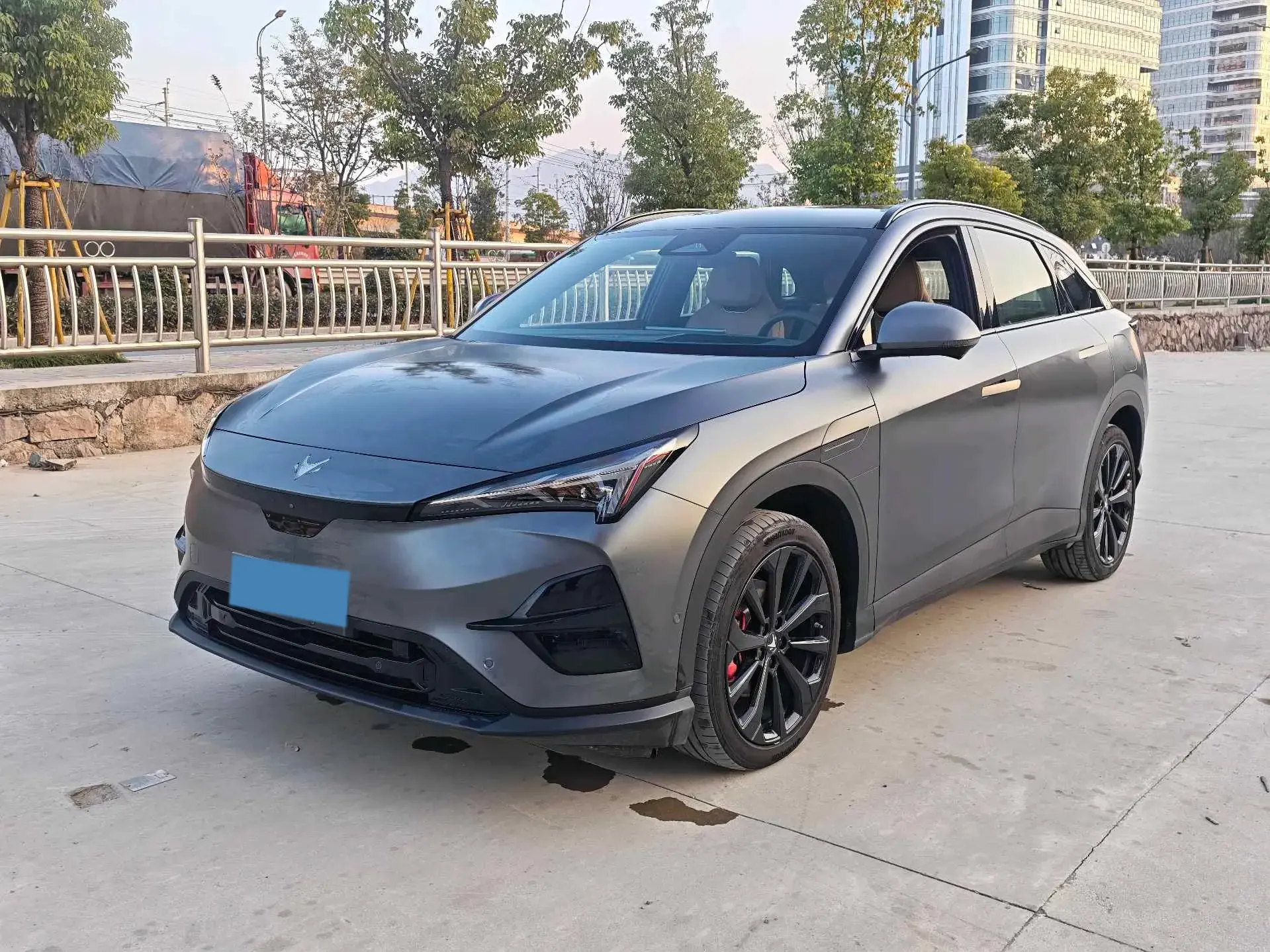 2025 ARCFOX ΑT5 view 1