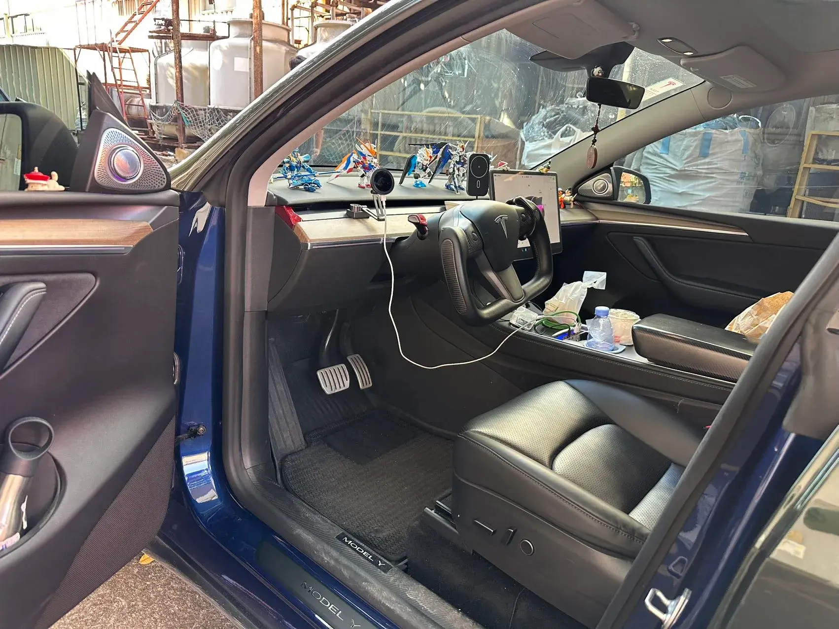 2022 TESLA MODEL thumbnail 4