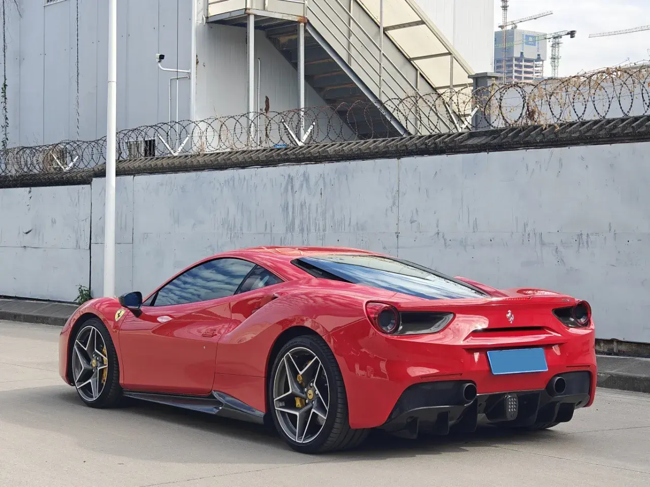 2015 FERRARI 488 thumbnail 4