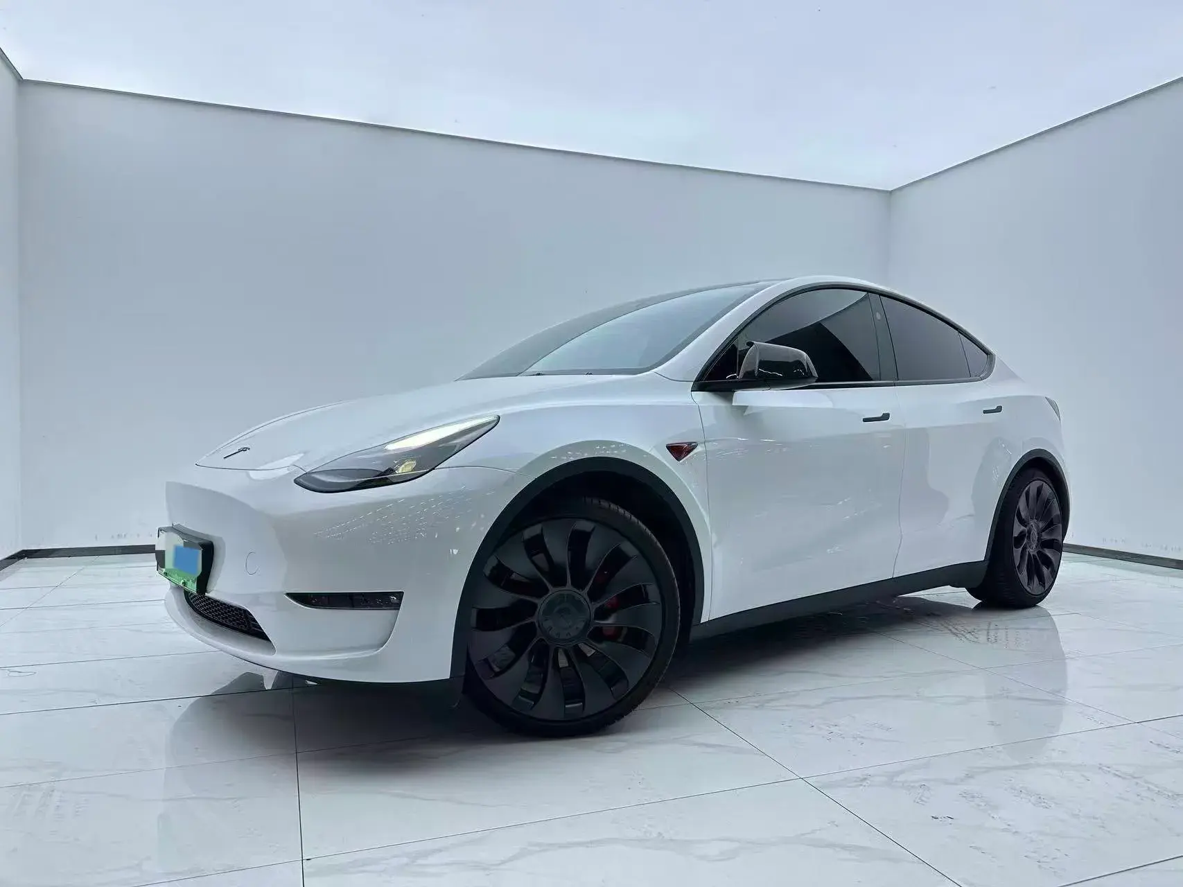 2023 TESLA MODEL view 1