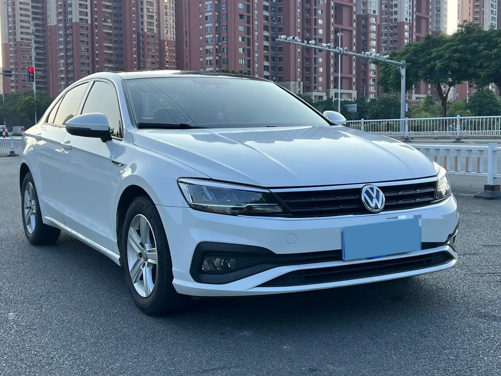 2021 VOLKSWAGEN LAMANDO thumbnail 2