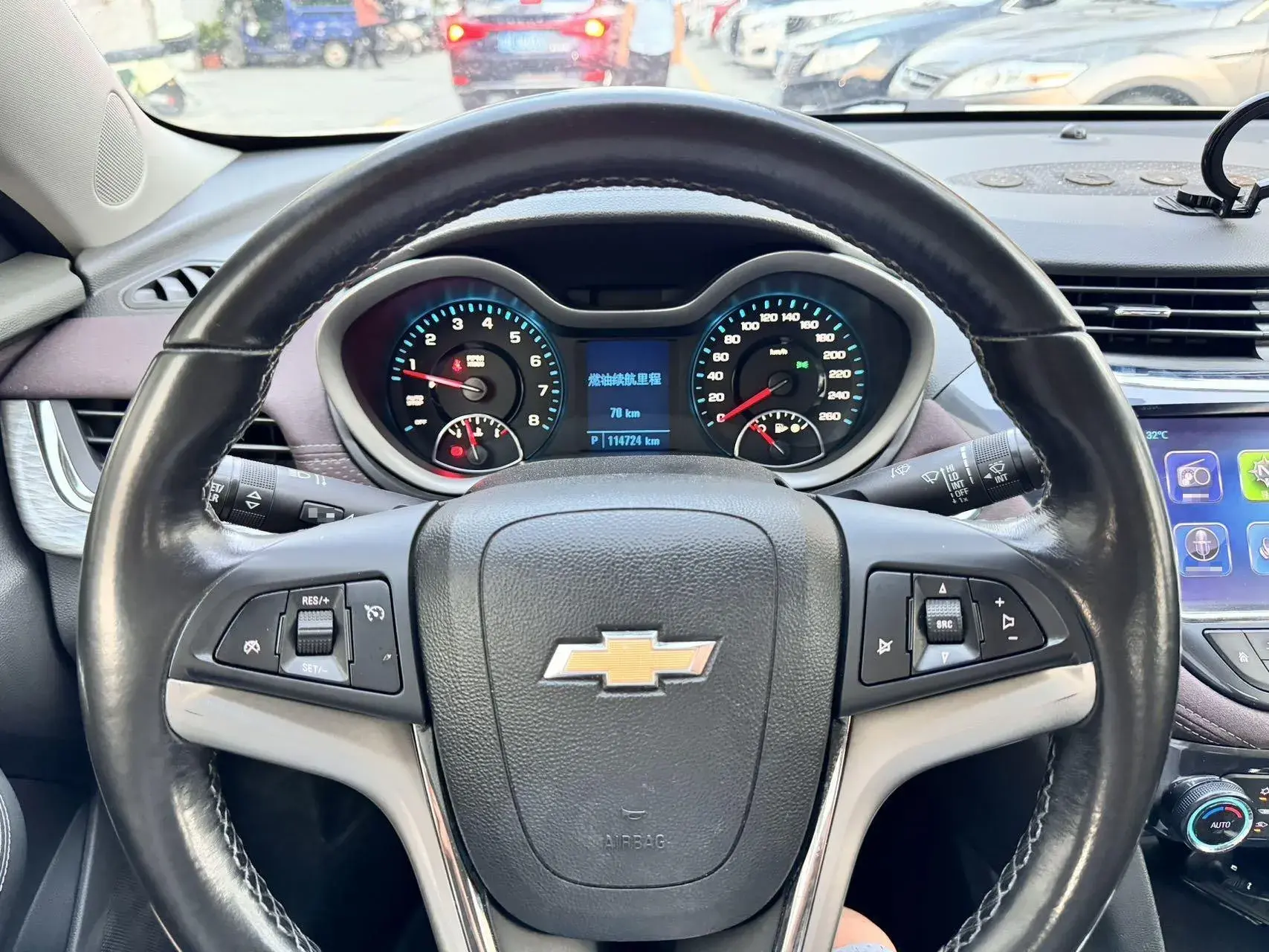 2018 CHEVROLET MALIBU thumbnail 3