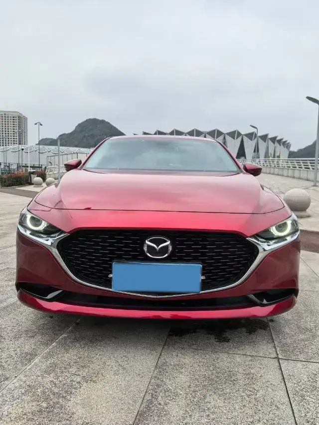 2020 MAZDA 3 thumbnail 2