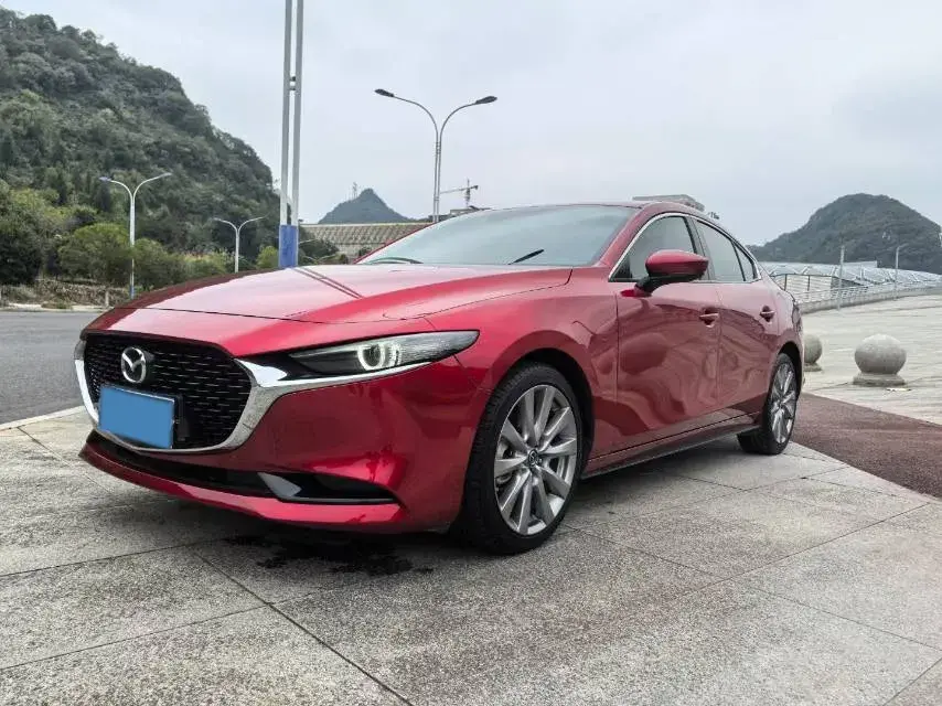 2020 Mazda 3 Axela 2.0L 158HP L4 6AT