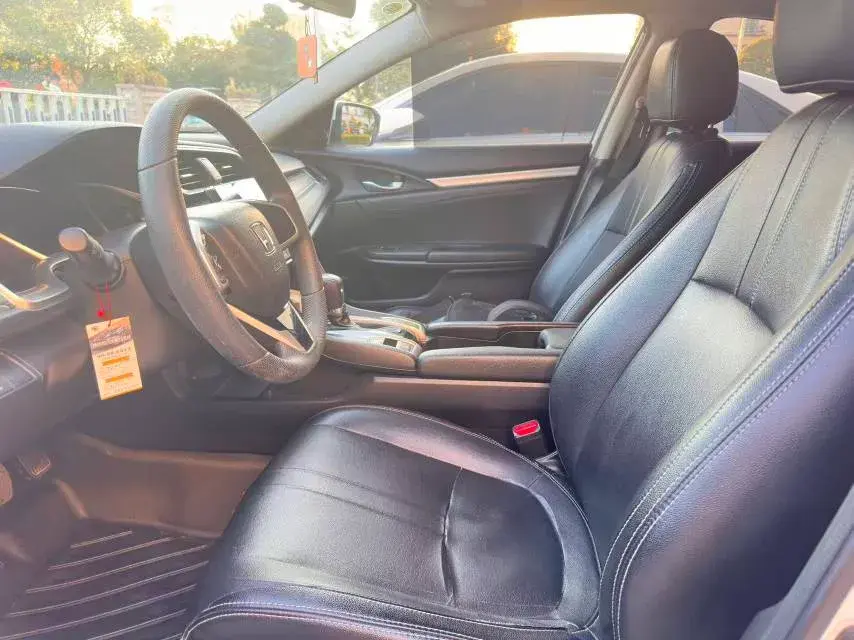 2019 HONDA CIVIC thumbnail 4