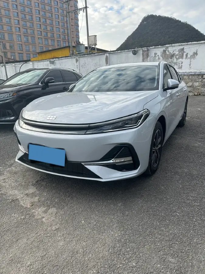 2025 Geely Galaxy A7 1.5L 112HP L4 1DHT PHEV
