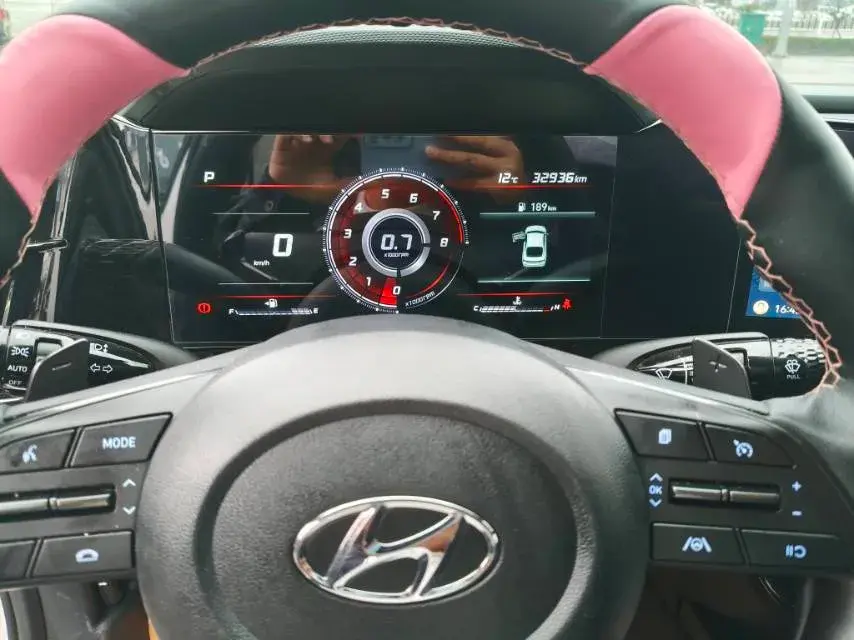 2022 HYUNDAI ELANTRA thumbnail 4