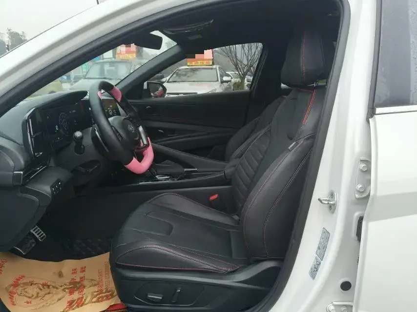 2022 HYUNDAI ELANTRA thumbnail 3