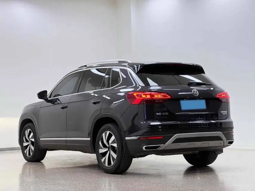 2019 VOLKSWAGEN TAYRON thumbnail 4