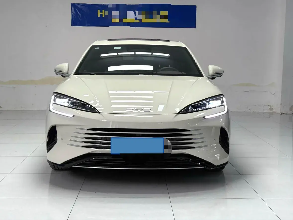 2025 BYD SEAL07 thumbnail 2