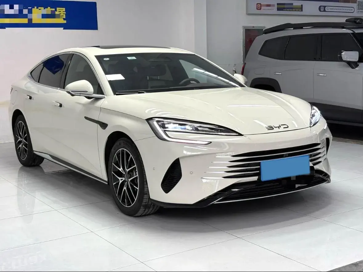 2025 BYD SEAL07 thumbnail 3