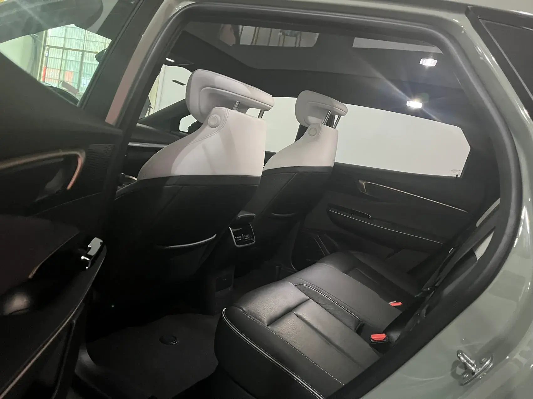 2023 BUICK E4 thumbnail 3