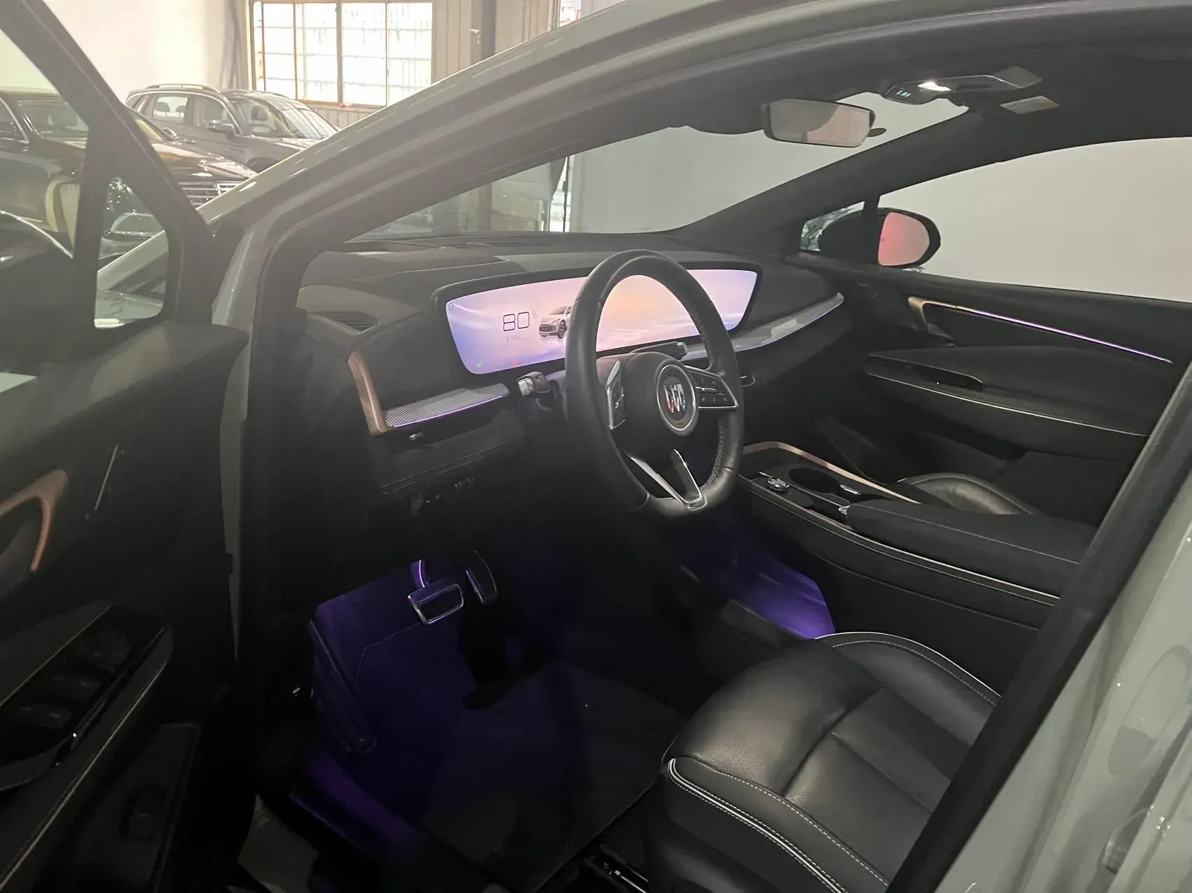 2023 BUICK E4 thumbnail 2