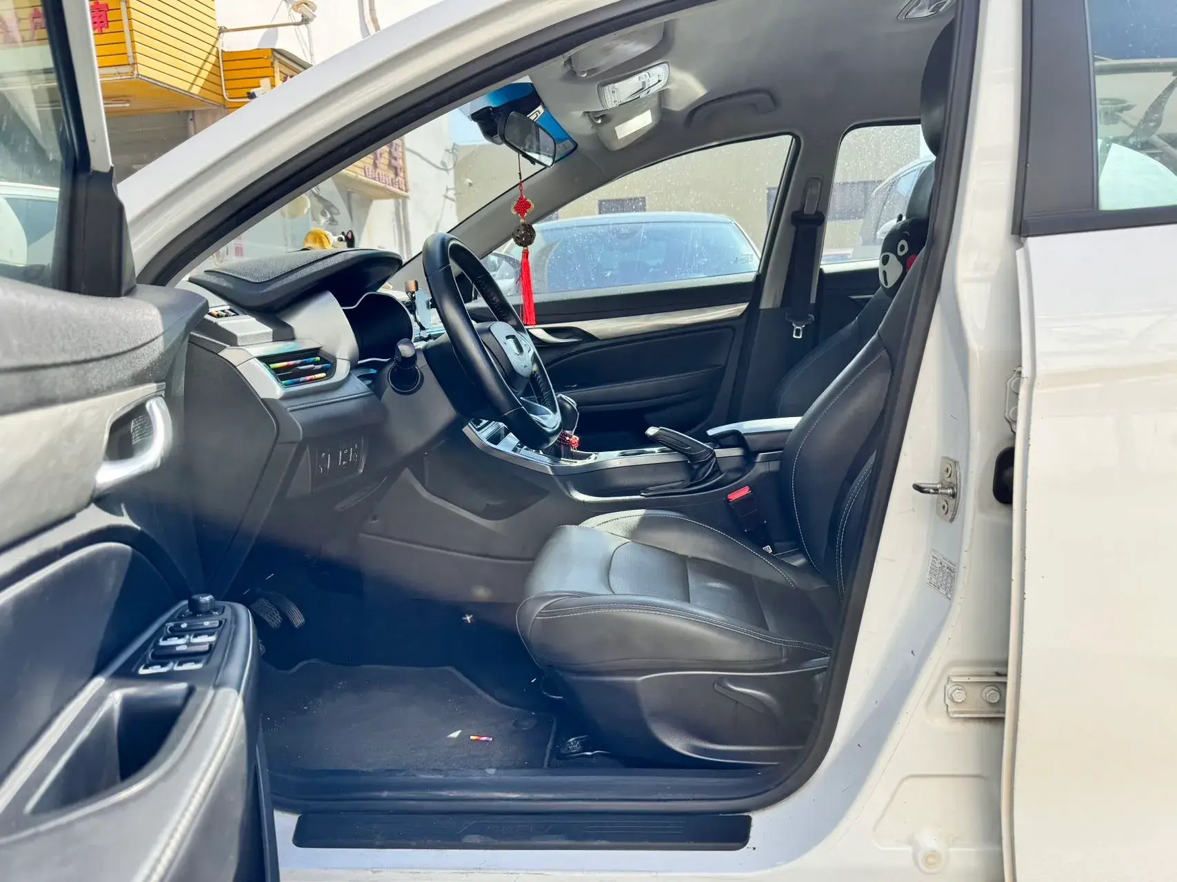 2019 GEELY EMGRAND thumbnail 4