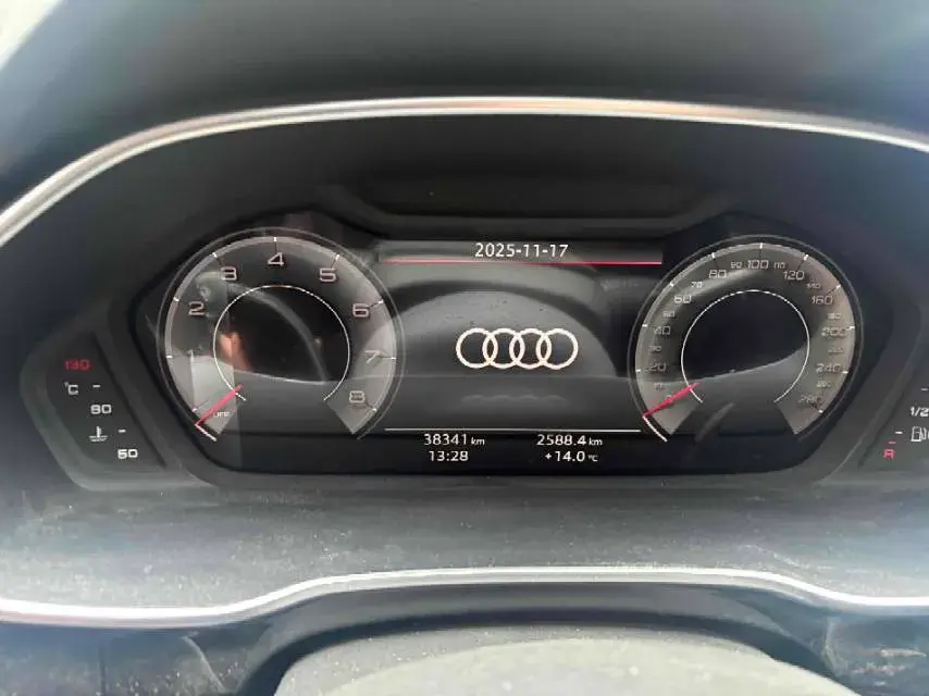 2022 AUDI Q3 thumbnail 4