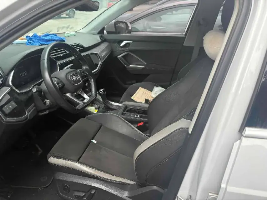 2022 AUDI Q3 thumbnail 3