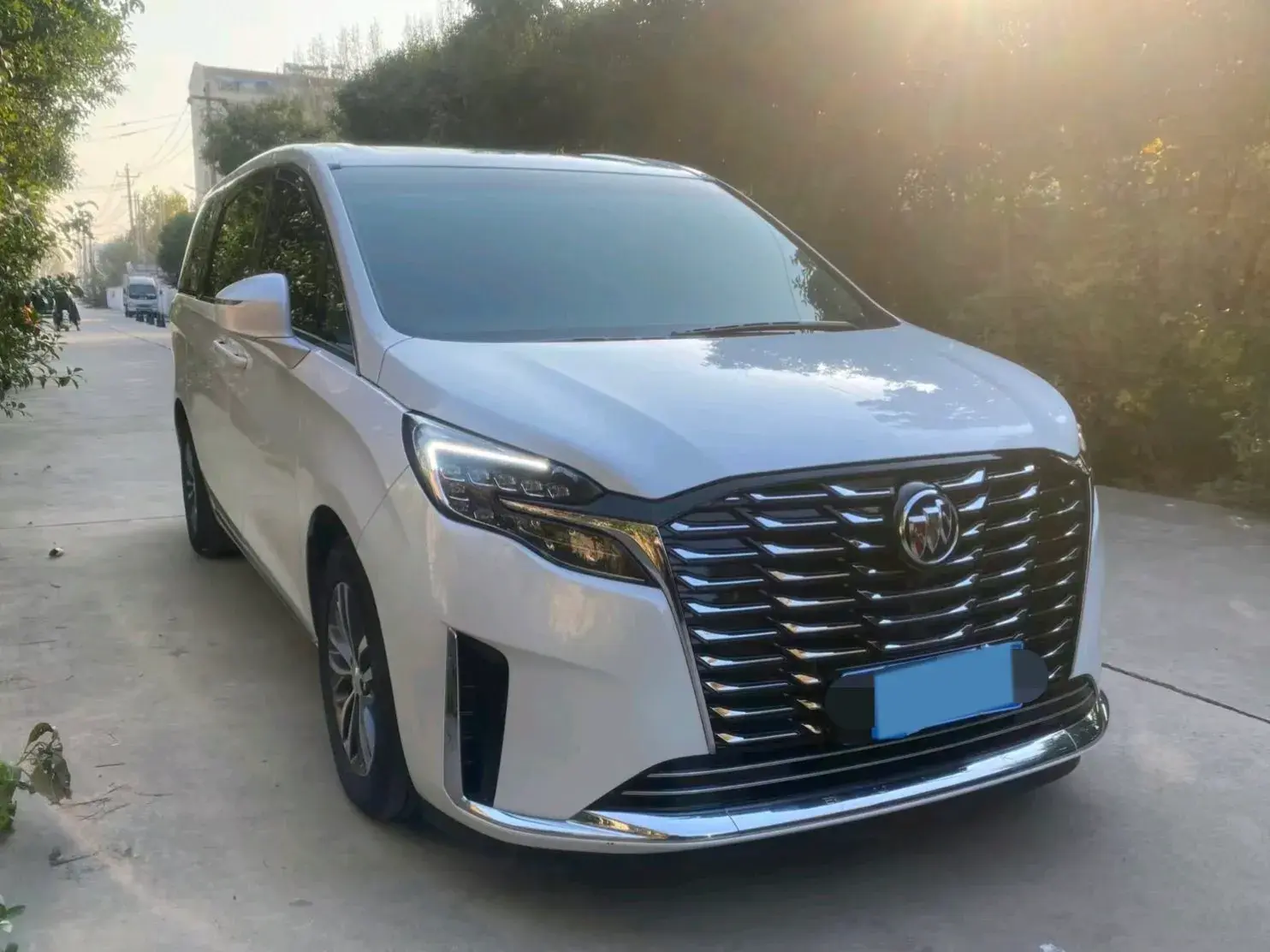 2023 BUICK GL8 thumbnail 2