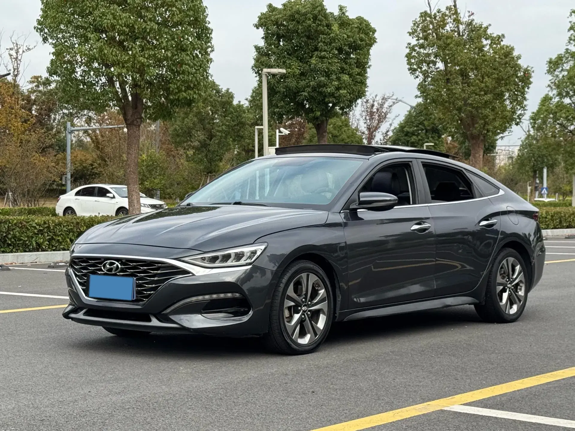 2019 HYUNDAI LA view 1