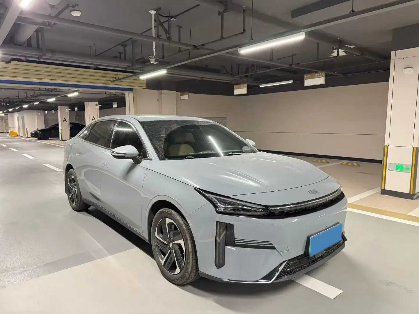 2023 GEELY GALAXY thumbnail 3