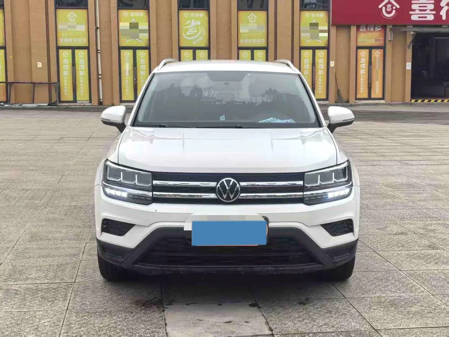 2021 VOLKSWAGEN THARU thumbnail 2