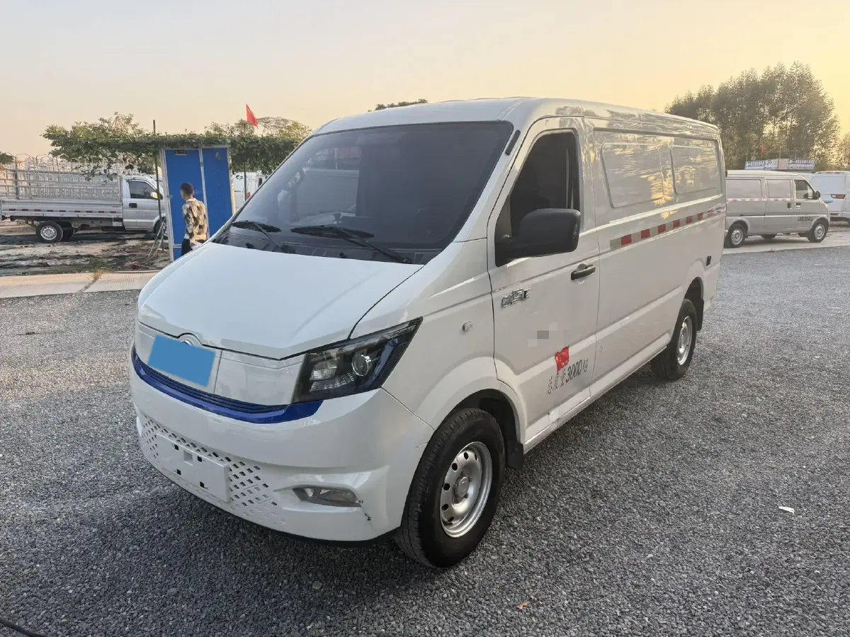 2024 Dongfeng YuFengEM27 BEV 41.86KWH