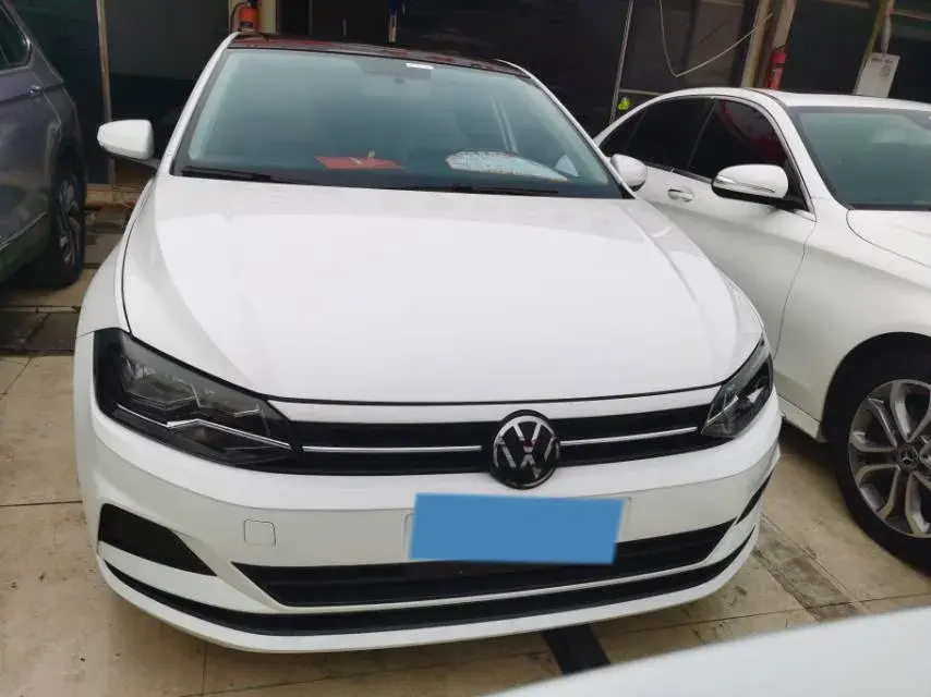 2023 VOLKSWAGEN POLO thumbnail 3