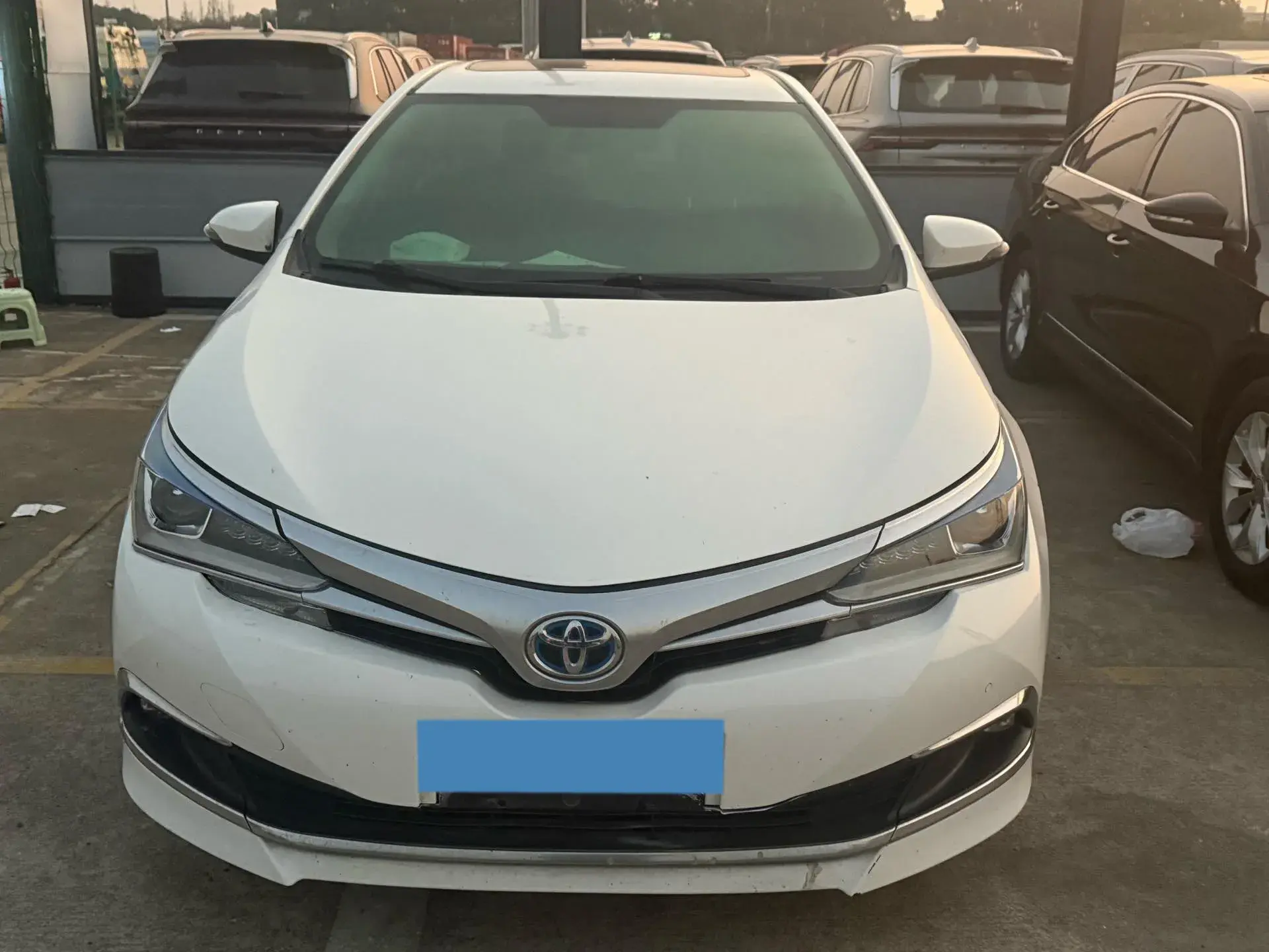 2017 TOYOTA COROLLA thumbnail 2