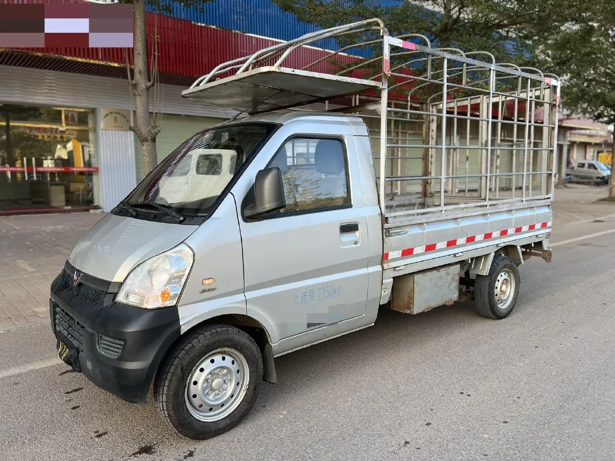2019 WuLing RongGuang New Truck 1.5L 107HP L4 5MT,autocango,china used car exporter,china ev exporter,chinese used car exporter,chinese used ev exporter