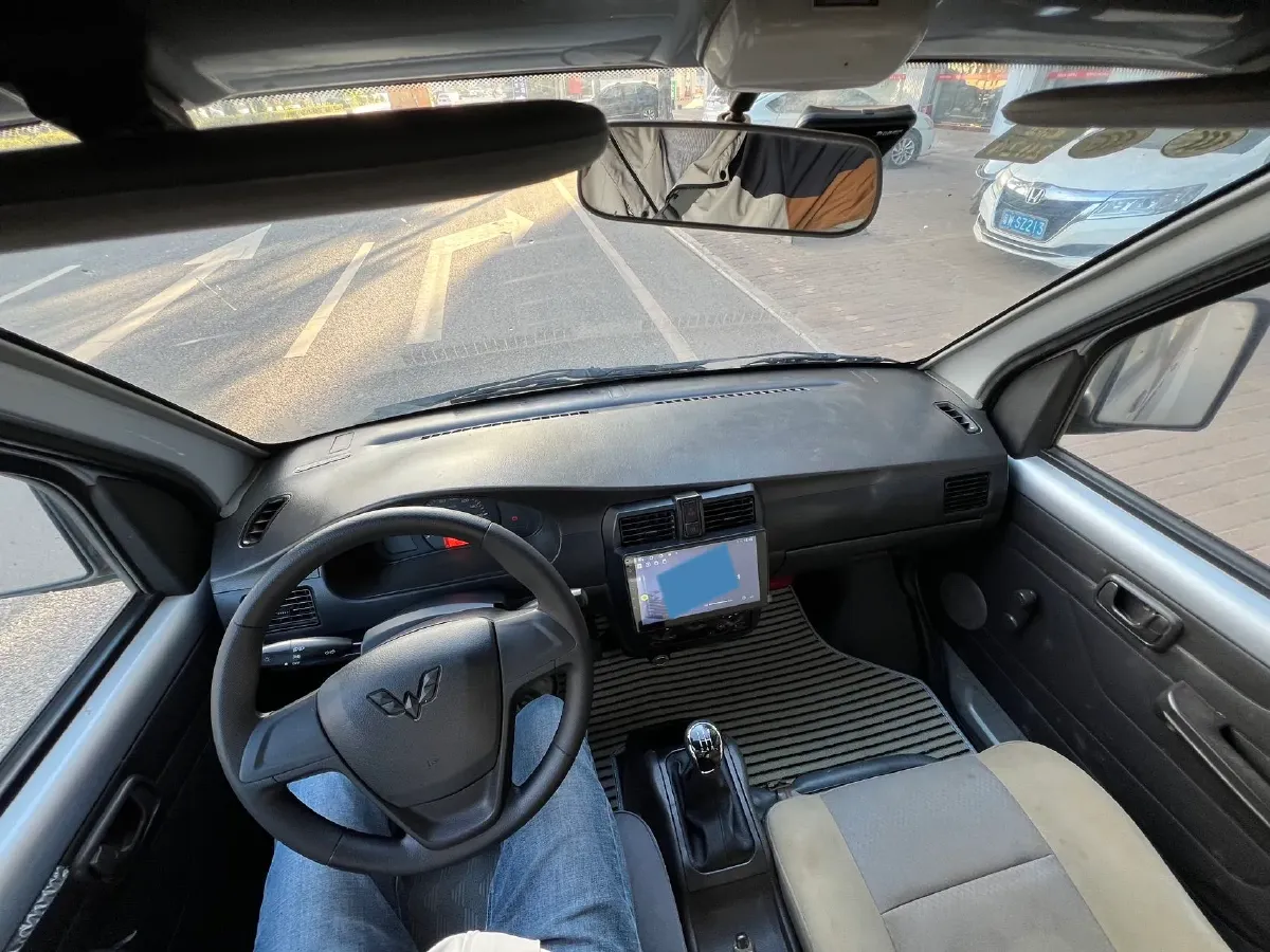 2019 WuLing RongGuang New Truck 1.5L 107HP L4 5MT,autocango,china used car exporter,china ev exporter,chinese used car exporter,chinese used ev exporter