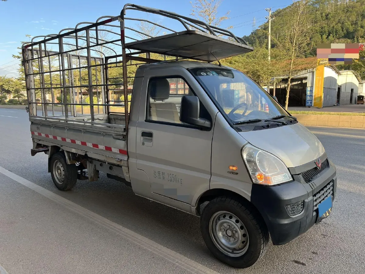 2019 WuLing RongGuang New Truck 1.5L 107HP L4 5MT,autocango,china used car exporter,china ev exporter,chinese used car exporter,chinese used ev exporter