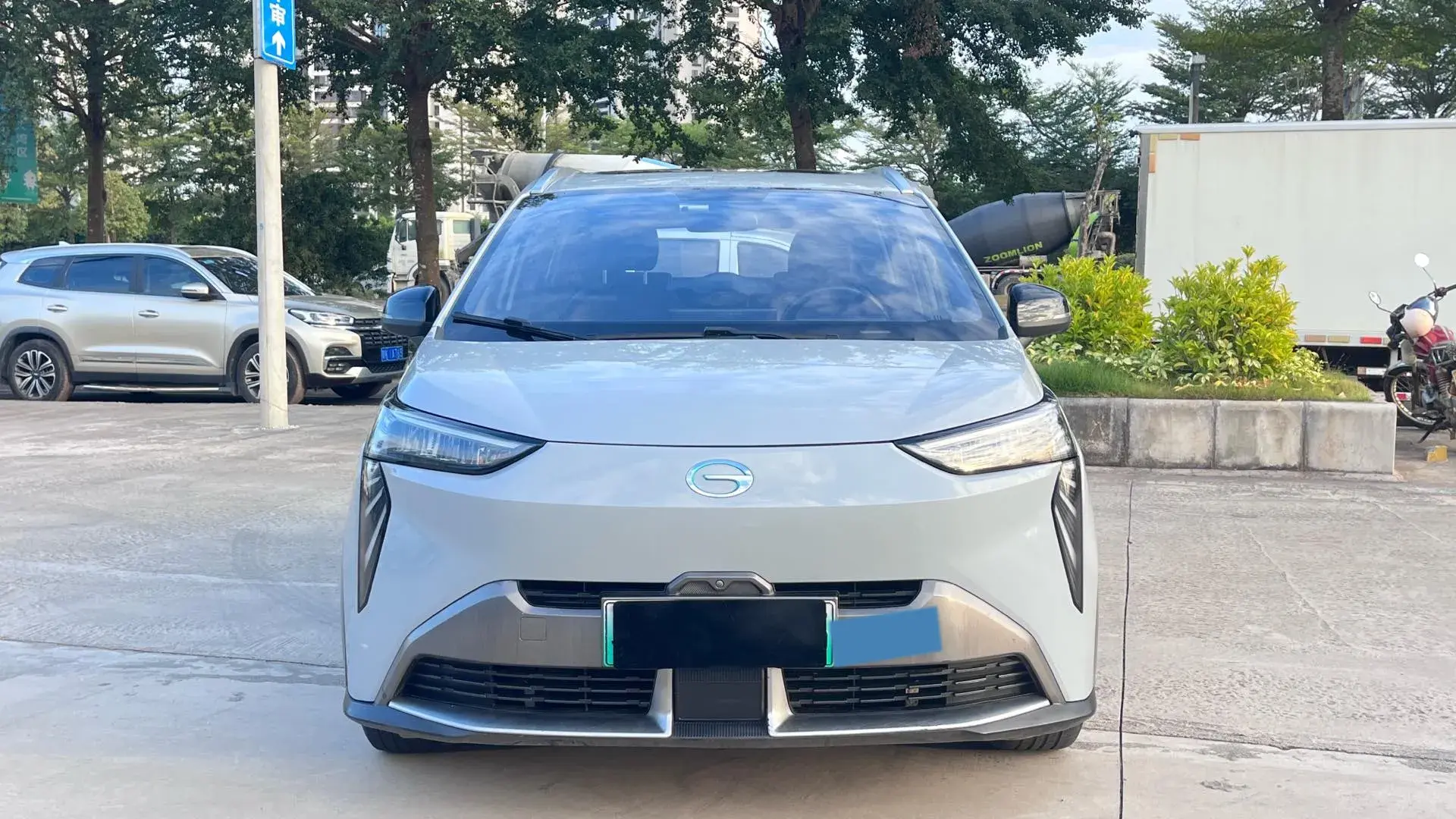 2021 AION Y thumbnail 2