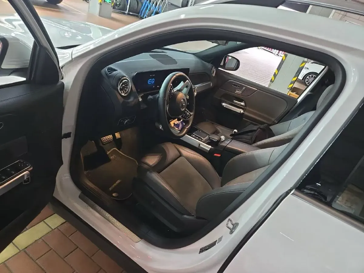 2024 Mercedes-Benz EQB Class BEV 73.5KWH,autocango,china used car exporter,china ev exporter,chinese used car exporter,chinese used ev exporter