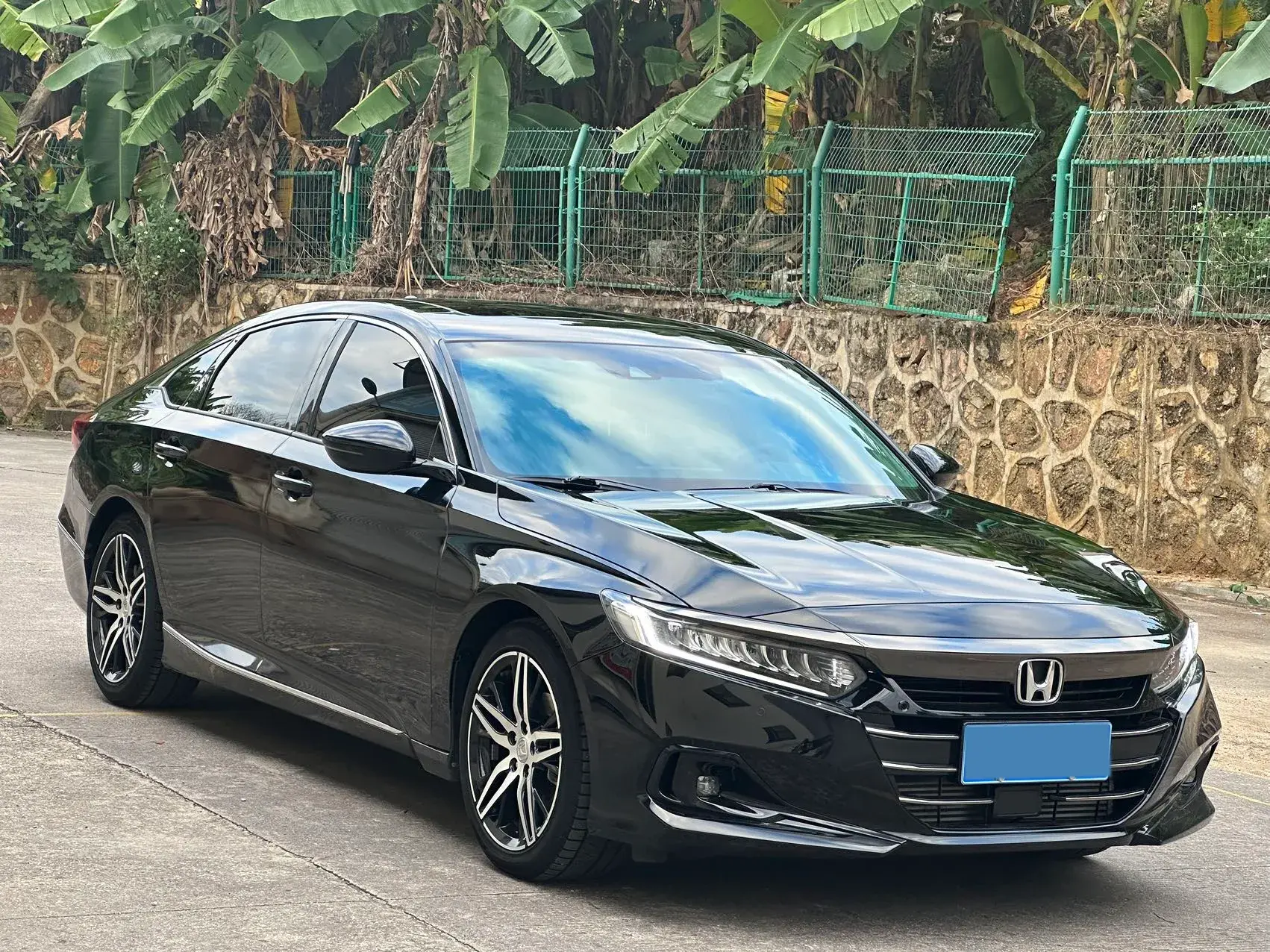 2022 HONDA ACCORD thumbnail 3