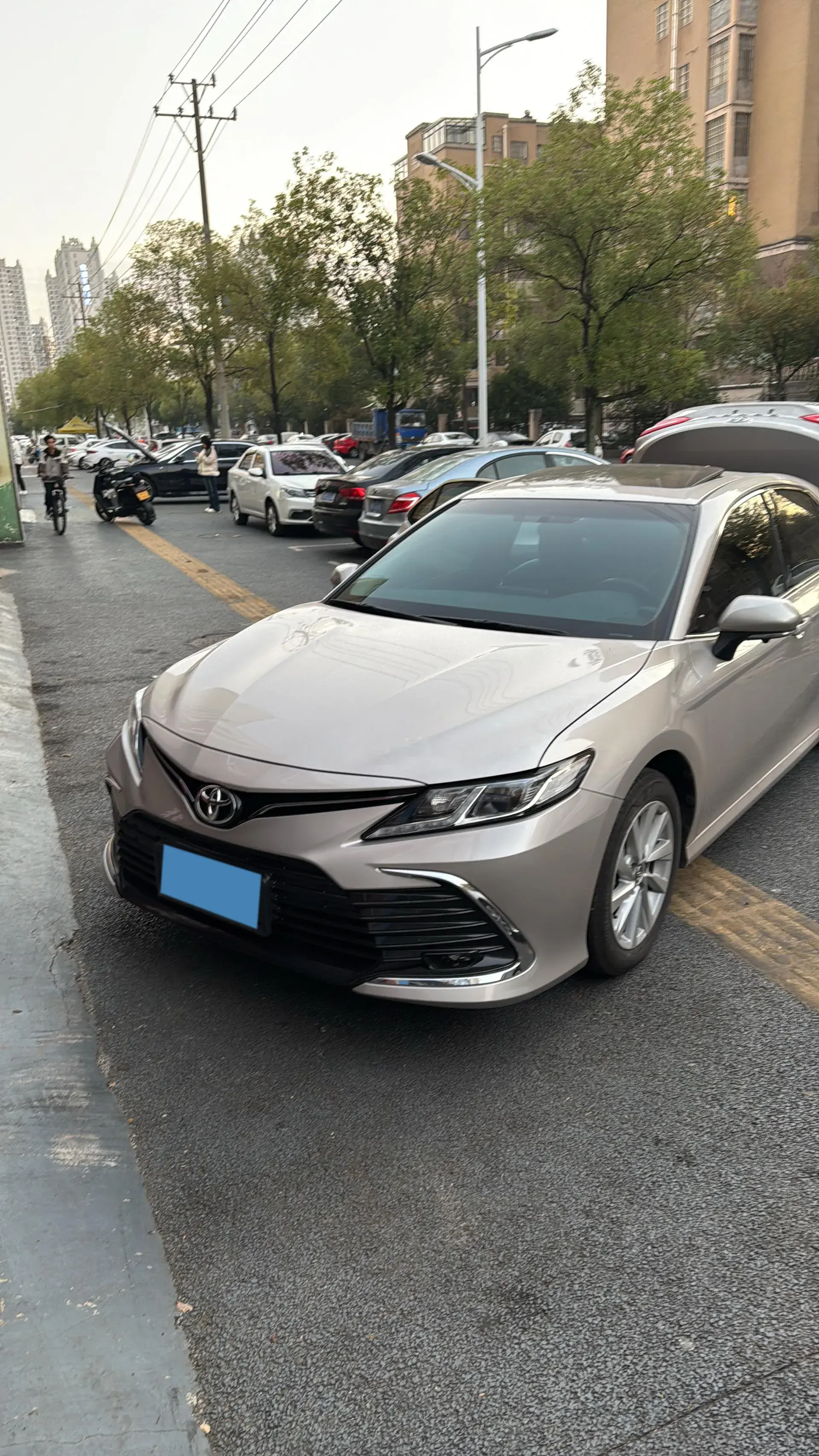 2023 TOYOTA CAMRY view 1